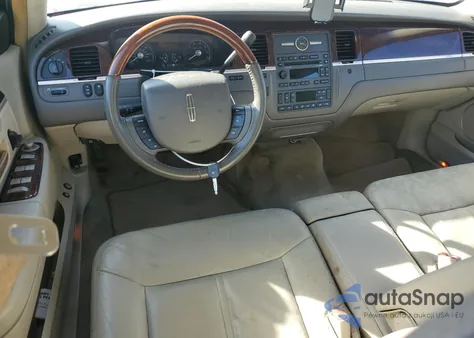 2010 Lincoln Town Car Signature Limited из США, поврежденный, VIN 2LNBL8CV6AX613342